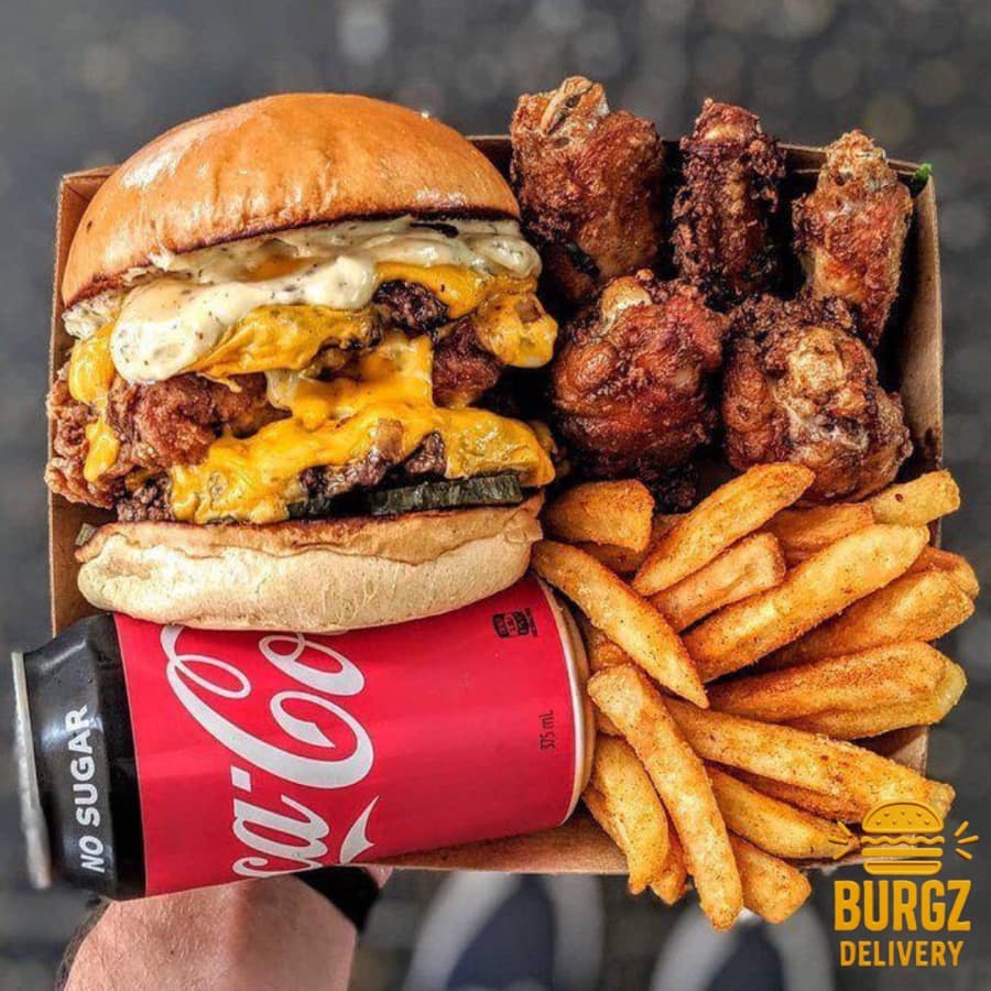COMBO Solteiro - 1X Classic Chicken + Coca-Cola + 500g Fritas + Frango